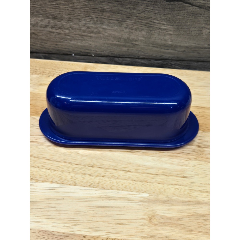 Tupperware Cobalt Blue Butter Dish with Lid 5079A-2 Vintage Kitchenware